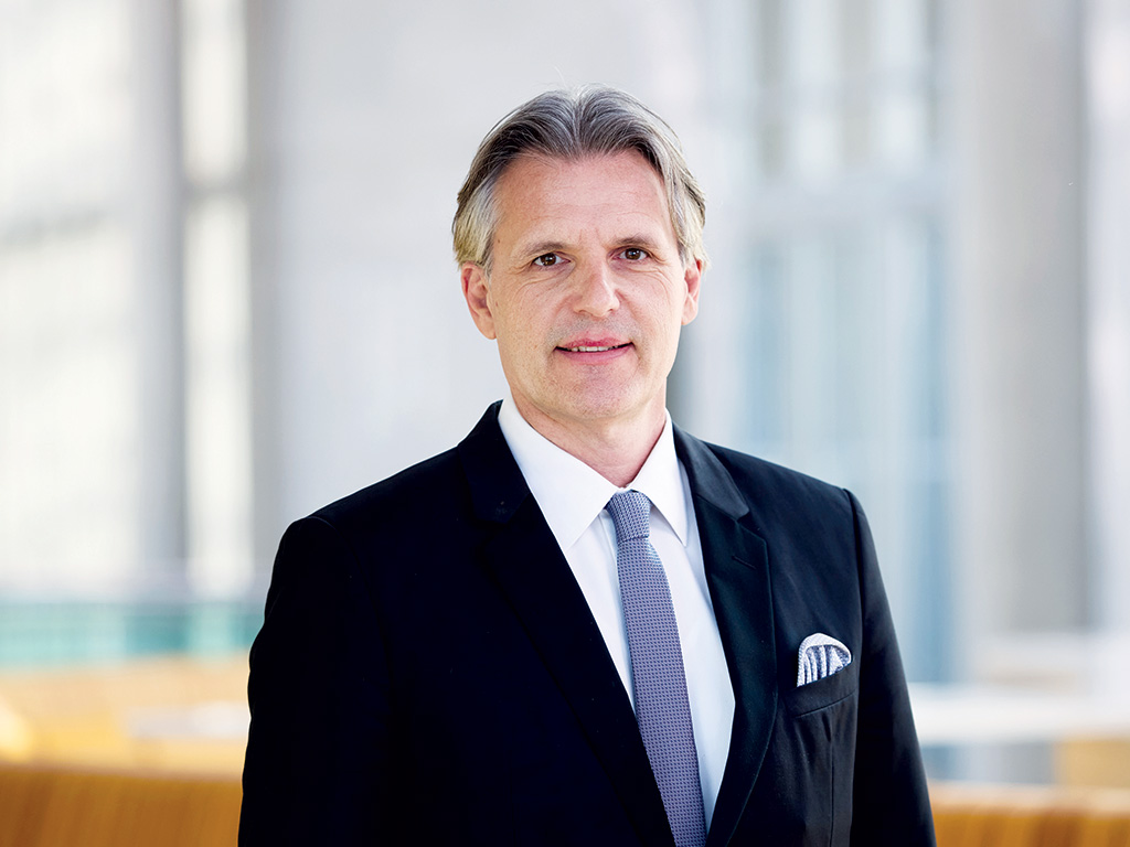  Lufthansa appoints Monreal